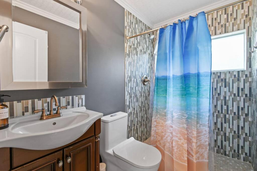 Tropical Beach & Lakefront Home West Palm Beach Exterior photo